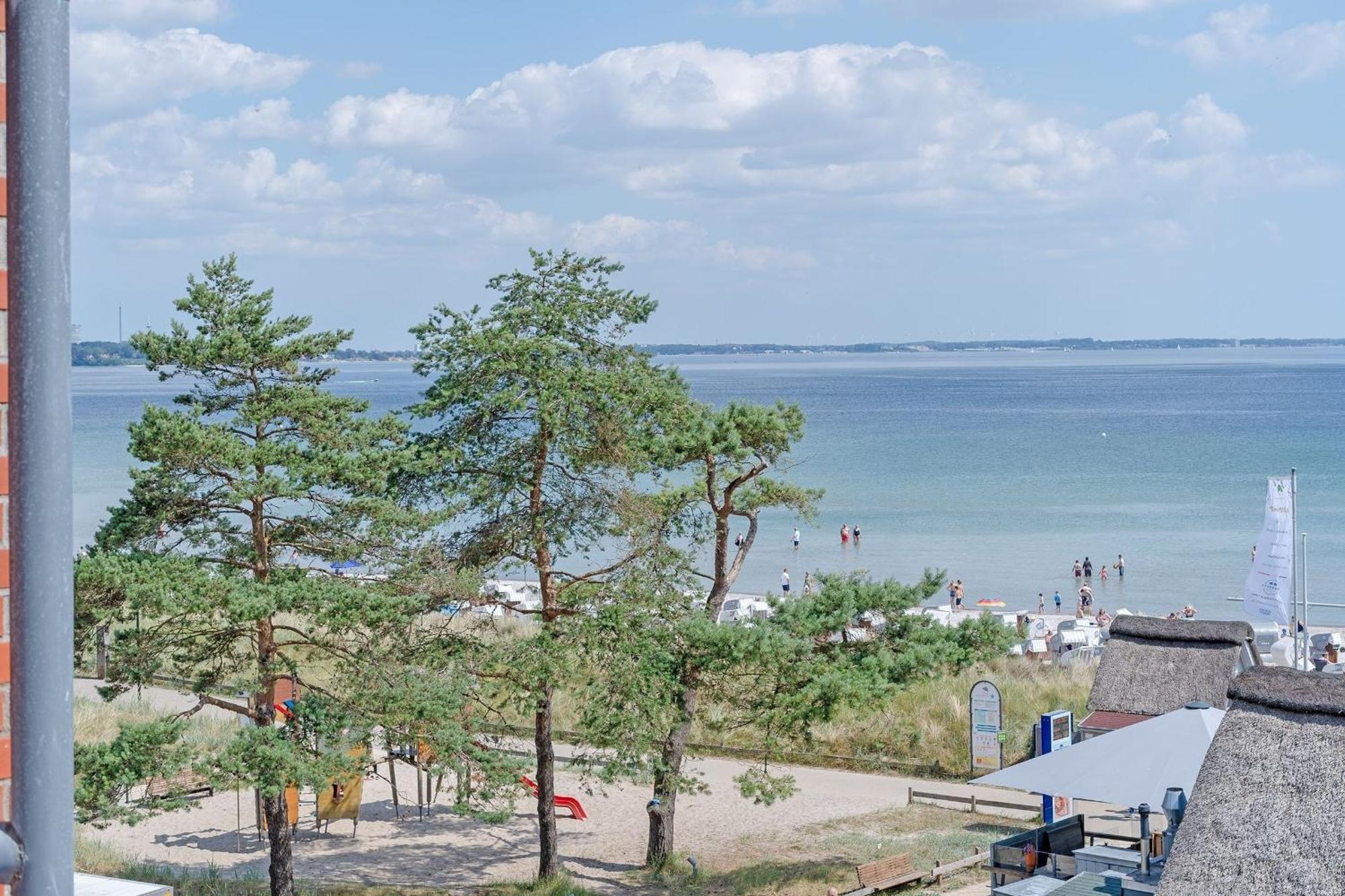 Strandburg Ostseeblick Scharbeutz Exterior foto